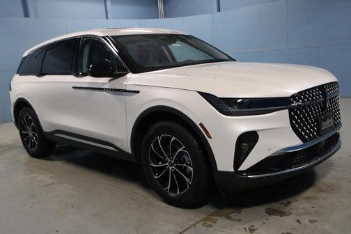 White 2026 Lincoln Nautilus Premiere