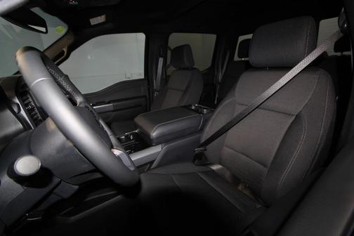 Agate Black 2026 Ford F-150 XLT