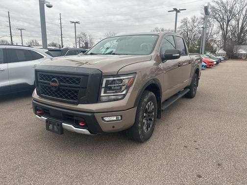 2022 Nissan Titan PRO-4X