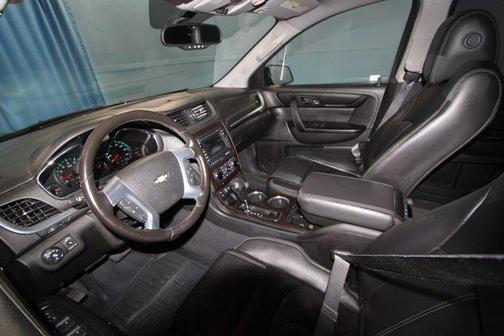Black Granite Metallic 2015 Chevrolet Traverse 2LT