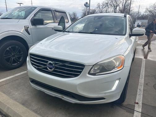 2016 Volvo XC60 T5 Drive-E