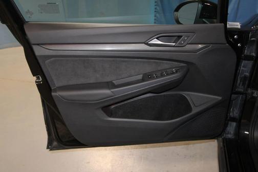 2024 Volkswagen Golf GTI 2.0T S