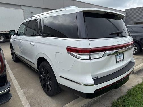 2024 Lincoln Navigator L Reserve