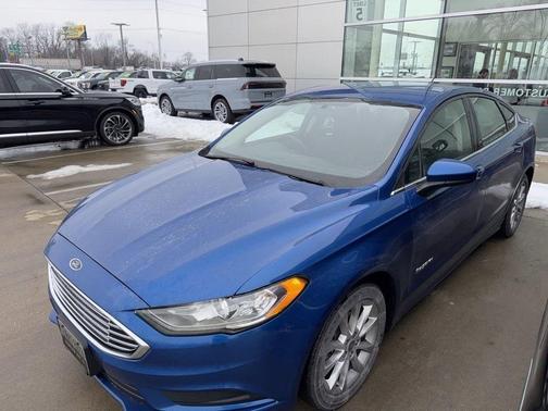 2017 Ford Fusion Hybrid SE