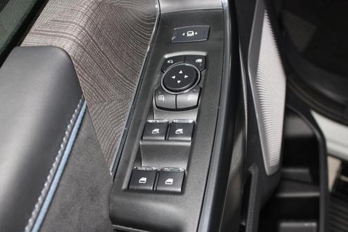 2025 Ford F-250 Platinum