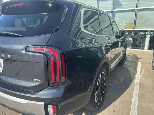 2023 Kia Telluride SX