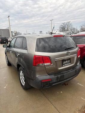 2011 Kia Sorento LX