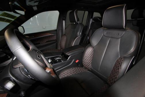 2024 Jeep Grand Cherokee Summit