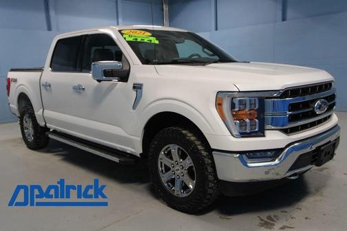 Gray Metallic 2024 Ford Maverick XLT