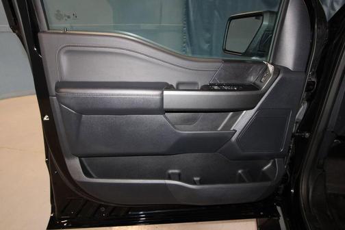 Black Metallic 2023 Ford F-150 XLT