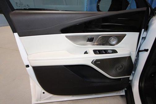 2025 Lincoln Nautilus Black Label