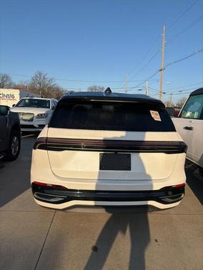 2025 Lincoln Nautilus Black Label