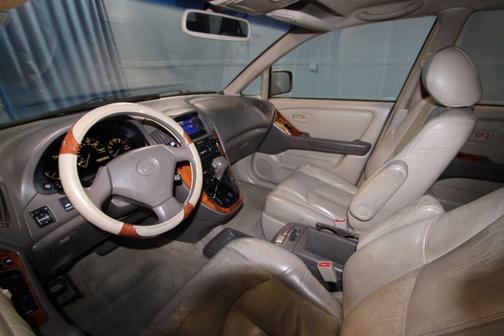 1999 Lexus RX 300 Base