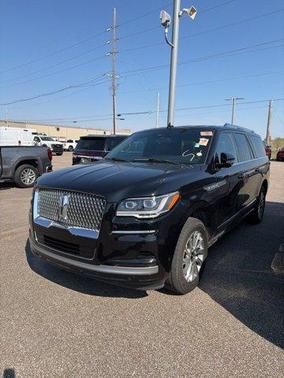 Black Metallic 2024 Lincoln Navigator L Premiere