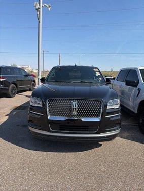 Black Metallic 2024 Lincoln Navigator L Premiere