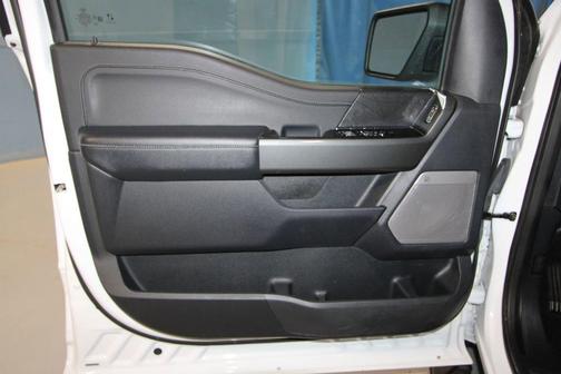 Oxford White 2023 Ford F-150 XLT