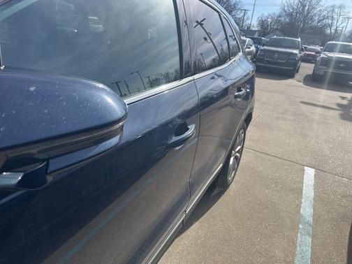 2015 Lincoln MKC Base