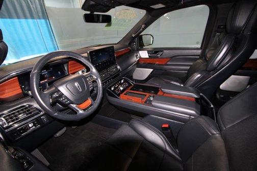 2024 Lincoln Navigator L Reserve