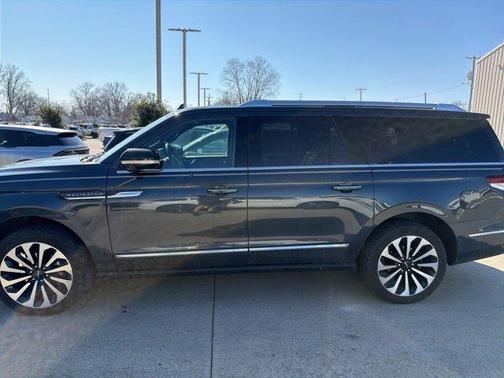 2024 Lincoln Navigator L Reserve