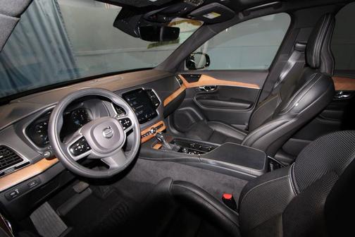 2019 Volvo XC90 T6 Inscription