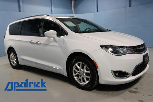 2020 Chrysler Pacifica Touring-L