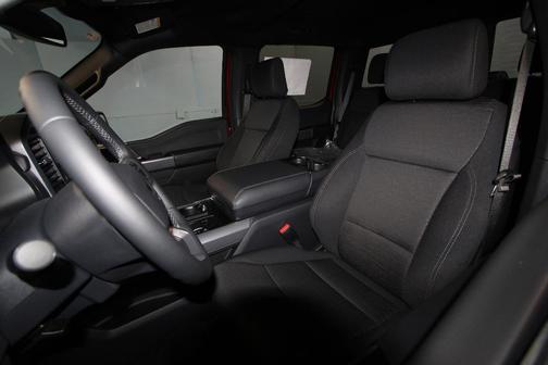 Ruby Red Metallic Tinted Clearcoat 2026 Ford F-150 XLT