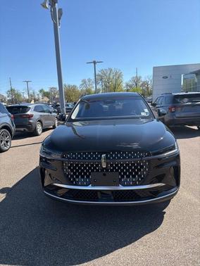 Black Metallic 2024 Lincoln Nautilus Premiere