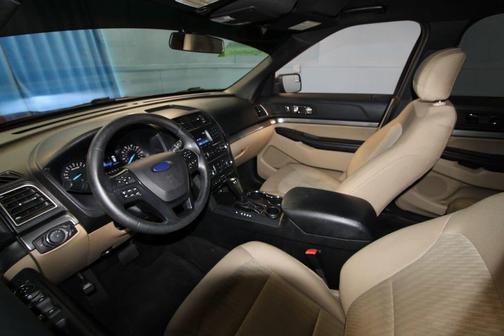 2016 Ford Explorer Base