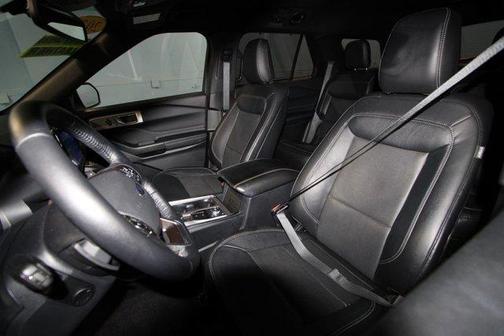 White 2020 Ford Explorer Limited