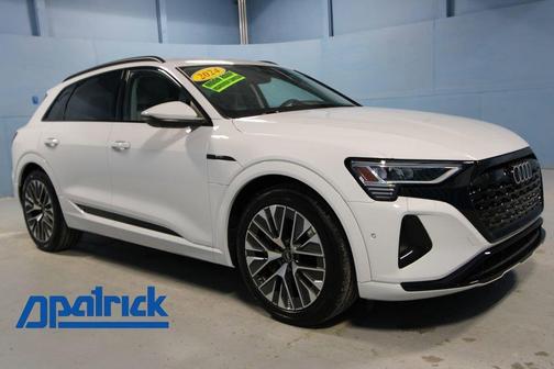 2024 Audi Q8 e-tron Premium