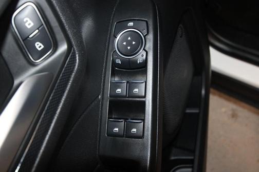 White Metallic 2025 Ford Escape ST-Line Select