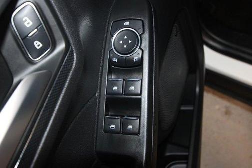 White Metallic 2025 Ford Escape ST-Line Select