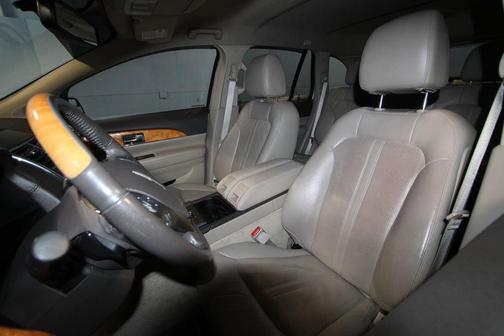 2013 Lincoln MKX Base