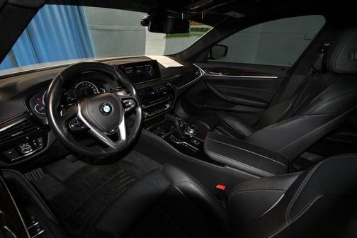 2018 BMW 530e xDrive iPerformance