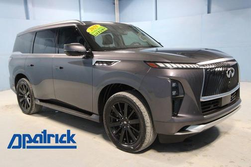 2025 INFINITI QX80 Luxe