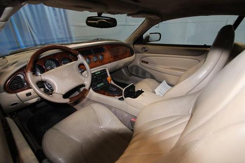1998 Jaguar XK8
