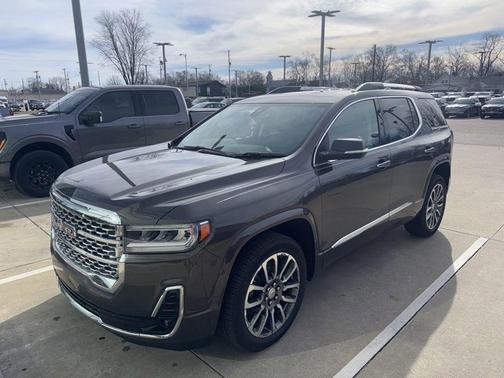 2020 GMC Acadia Denali