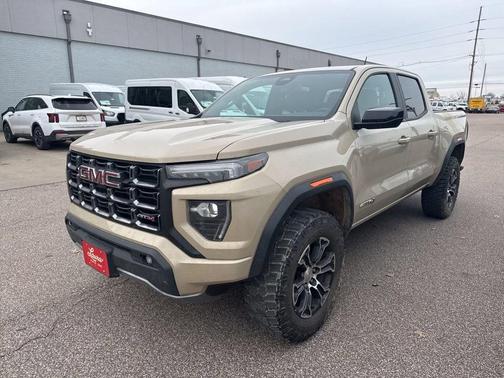 2024 GMC Canyon AT4