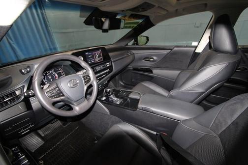 Caviar 2022 Lexus ES 350 Base