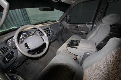 2002 Ford F-150 XLT SuperCrew