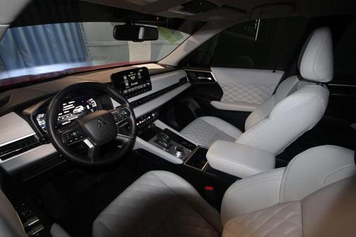 2024 Mitsubishi Outlander 