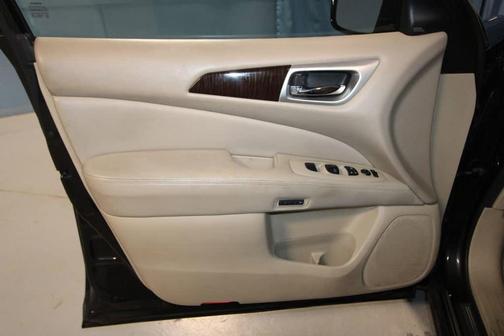 2015 Nissan Pathfinder SL