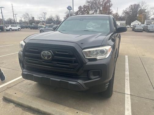 2019 Toyota Tacoma SR