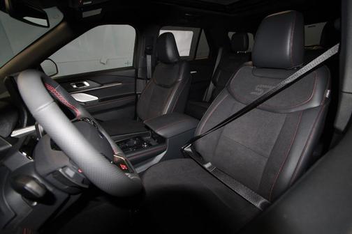 Star White 2026 Ford Explorer ST