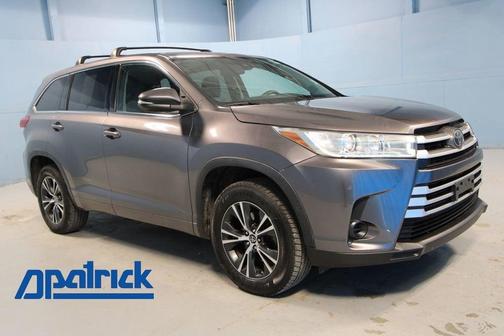 2017 Toyota Highlander LE