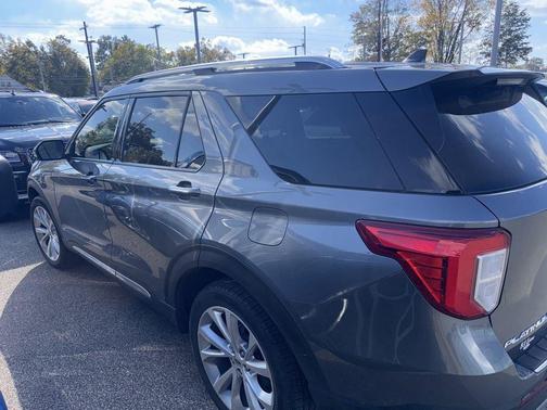 2022 Ford Explorer Platinum