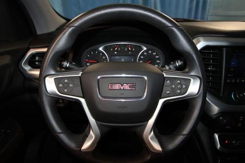 Summit White 2021 GMC Acadia SLE