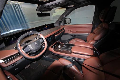 Starlight 2025 Lincoln Navigator L Reserve
