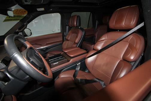 Starlight 2025 Lincoln Navigator L Reserve