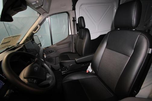 2026 Ford Transit-350 148 WB Medium Roof Cargo